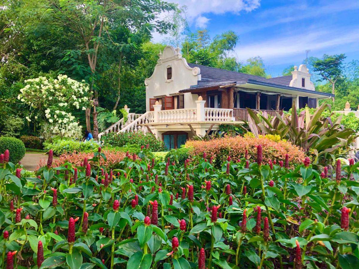 Ataalaya Farmhouse Batangas Exteriör bild