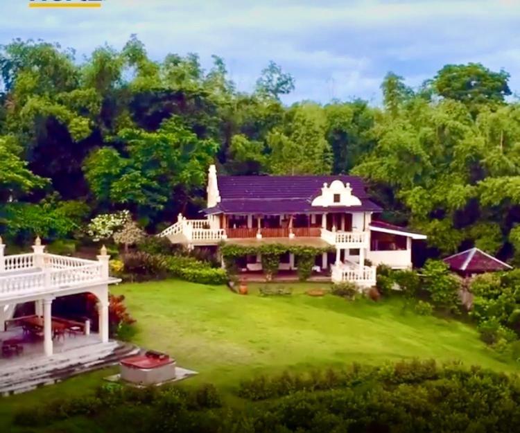 Ataalaya Farmhouse Batangas Exteriör bild