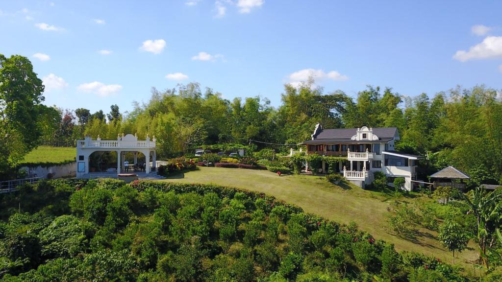 Ataalaya Farmhouse Batangas Exteriör bild